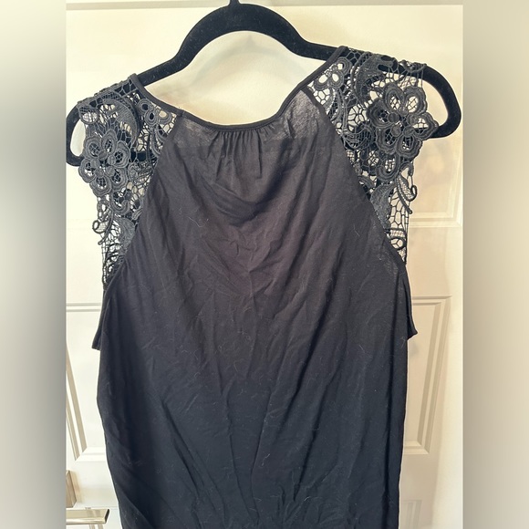 3/$15 Sleeveless top with lace detail on sleeves for women - Picture 5 of 5